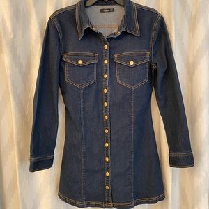 Women’s size large stretch denim long sleeved dress